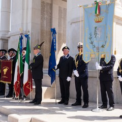 Il 25 aprile 2018 si ricorda il 73° anniversario della Liberazione dell’Italia dall’occupazione nazifascista ed è una festività civile. La celebrazione per ricordare questa data, venne istituita su proposta del presidente del Consiglio Alcide De Gasperi,  con una legge ordinaria nel maggio 1949, fu stabilito che il 25 aprile (già festeggiato a partire dal 1946), quale anniversario della Liberazione, rientrasse tra i giorni considerati di festa nazionale. Per garantire che la memoria di quegli eventi non andasse dispersa in seguito al decesso di chi aveva combattuto in prima linea contro il naz