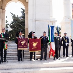 Il 25 aprile 2018 si ricorda il 73° anniversario della Liberazione dell’Italia dall’occupazione nazifascista ed è una festività civile. La celebrazione per ricordare questa data, venne istituita su proposta del presidente del Consiglio Alcide De Gasperi,  con una legge ordinaria nel maggio 1949, fu stabilito che il 25 aprile (già festeggiato a partire dal 1946), quale anniversario della Liberazione, rientrasse tra i giorni considerati di festa nazionale. Per garantire che la memoria di quegli eventi non andasse dispersa in seguito al decesso di chi aveva combattuto in prima linea contro il naz