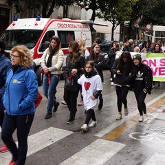 Andria si è tinta di Rosa per dire tutti insieme «No alla violenza sulle donne»