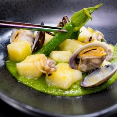 Casa Sgarra apre i battenti un nuovo ristorante sul lungomare di Trani