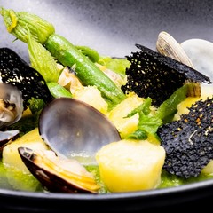 Casa Sgarra apre i battenti un nuovo ristorante sul lungomare di Trani