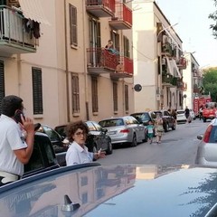 Piovono calcinacci da due balconi di via Bruno Buozzi