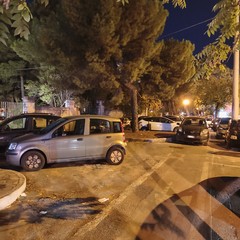Parcheggio selvaggio su viale Gramsci