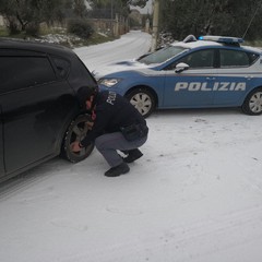 automobilisti messi in salvo dalle "Volanti" della P.S. di Andria