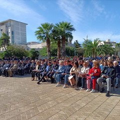 manifestazione monumento ai Caduti