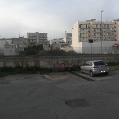 degrado ed abbandono in via Fornaci
