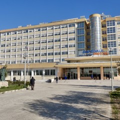 Michele Emiliano all'ospedale "Dimiccoli" di Barletta
