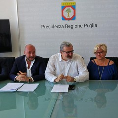 conferenza stampa rifiuti presso regione