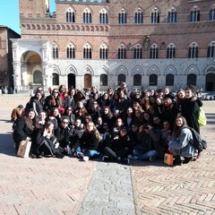Foto di gruppo del viaggio di istruzione a Firenze e Barbiana