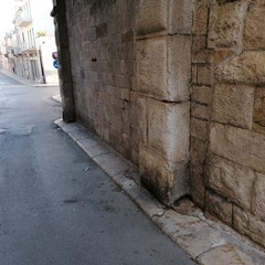 Sanificazione del tratto viario dell'arco di Porta Sant'Andrea