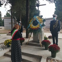Il Sindaco Bruno depone corona di crisantemi