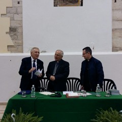 Mons. Mansi visita sezione Ordine Equestre del S. Sepolcro di Gerusalemme