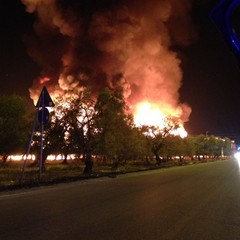 incendio deposito pedane di legno via Bisceglie