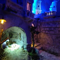 Dal condominio di via Milite Ignoto n. 11 un presepe artistico realizzato dal polistirolo