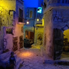 Dal condominio di via Milite Ignoto n. 11 un presepe artistico realizzato dal polistirolo