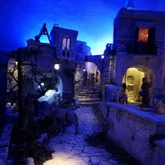 Dal condominio di via Milite Ignoto n. 11 un presepe artistico realizzato dal polistirolo