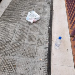 Inciviltà urbana: ...e intanto in via Benevento si brinda e si festeggia