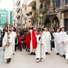 Commemorazione dell'Ingresso di Gesu' in Gerusalemme per le vie della Parrocchia di Gesù Crocifisso di Andria