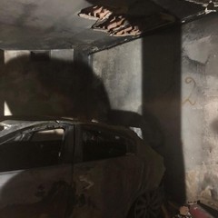 Incendio in via Piave, evacuato un condominio