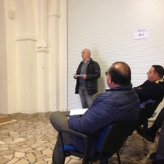 Incontro chiostro