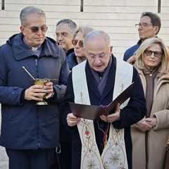 pietra d’inciampo che ricorda chiesa e monastero delle Benedettine