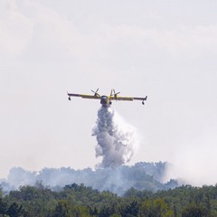 Vasto incendio sulla Murgia