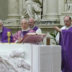 Pellegrinaggio a Loreto del Vescovo Mons. Luigi Mansi  e dei Cavalieri dell’Ordine del Santo Sepolcro di Gerusalemme di Andria