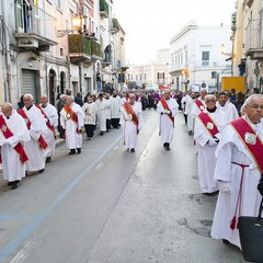 Venerdì Santo ‘senza popolo’ e a ‘porte chiuse’