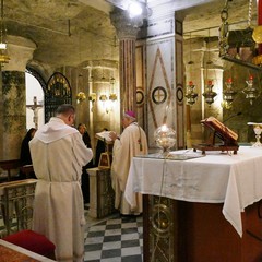 Basilica di Santa Maria dei Miracoli - celebrazione Eucaristica del Vescovo S.E. Mons. Luigi Mansi a conclusione anno sociale  dei Cavalieri dell’O.E.S.S.G.