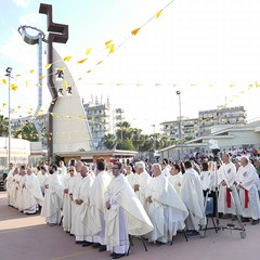 Il Corpus Domini in processione per le vie della città di Andria