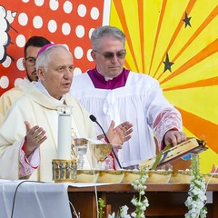 Il Corpus Domini in processione per le vie della città di Andria