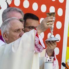 Il Corpus Domini in processione per le vie della città di Andria