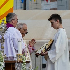 Il Corpus Domini in processione per le vie della città di Andria