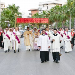 Il Corpus Domini in processione per le vie della città di Andria