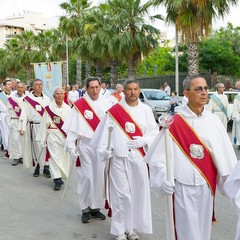 Il Corpus Domini in processione per le vie della città di Andria