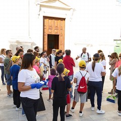 Un’azione di pulizia dell’Associazione 3 Place di Andria  insieme ai volontari della Parrocchia Gesù Crocifisso