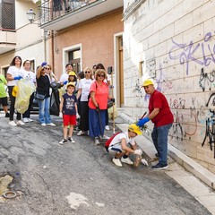 Un’azione di pulizia dell’Associazione 3 Place di Andria  insieme ai volontari della Parrocchia Gesù Crocifisso