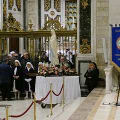 Lunga processione per la 28^ giornata del Malato