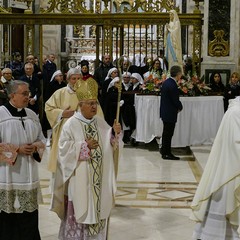 Lunga processione per la 28^ giornata del Malato