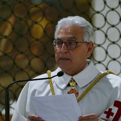 Ieri pomeriggio, 16 marzo si è svolta a Bari nella Basilica di San Nicola il tradizionale Sacro rito della Via Crucis dei Cavalieri e Dame del Santo Sepolcro di Gerusalemme.  La Via Crucis è stata presieduta da S.E. Rev.ma Grand’Uff. Mons. Giuseppe Satriano Arcivescovo Metropolita di Bari-Bitonto e Gran Priore di Luogotenenza insieme a Don Carmine Ladogana, Cerimoniere Ecclesiastico e  Canonico Onorario della Basilica del Santo Sepolcro, alla presenza di S.E. Cav. di Gr. Cr. Prof. Notaio Ferdinando Parente Luogotenente per l’Italia Meridionale Adriatica dell’Ordine Equestre del Santo Sepolcro