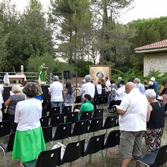 Il cardinale Bassetti alla Parrocchia San Luigi a Castel del Monte