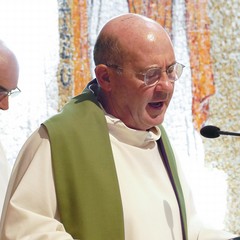 Il cardinale Bassetti alla Parrocchia San Luigi a Castel del Monte