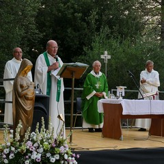 Festa di Santa Maria al Monte ai piedi del maniero federiciano