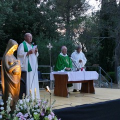 Festa di Santa Maria al Monte ai piedi del maniero federiciano