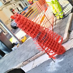 Cedimento in via Garibaldi angolo via Piemonte: iniziati stamane i lavori di ripristino