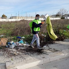 3Place raccoglie 3 quintali di rifiuti al quartiere San Valentino