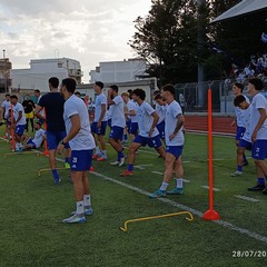Prima sgambata della squadra agli ordini dello staff tecnico