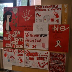 L'ITT "Jannuzzi" di Andria dice no alla violenza di genere