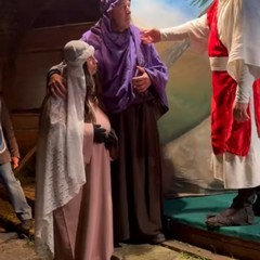 Screenshot com facebook katana ImmersiveActivity edit