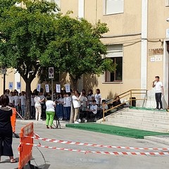 La scuola “Vittorio Emanuele III-Dante Alighieri” commemora la strage di Capaci